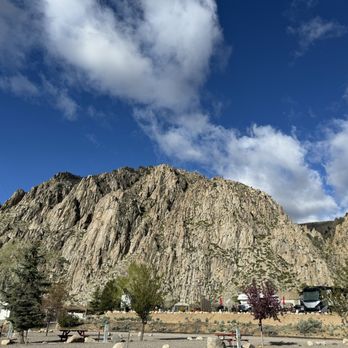 Meadowcliff Lodge & Coleville KOA - View - RV Parks Near Me - Coleville, California Meadowcliff Lodge & Coleville KOA - View - RV Parks Near Me - Coleville, California