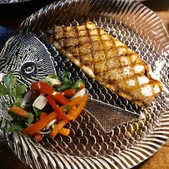 Del Mar - Filete de Lubina - Spanish Near Me - Washington, DC, District of Columbia