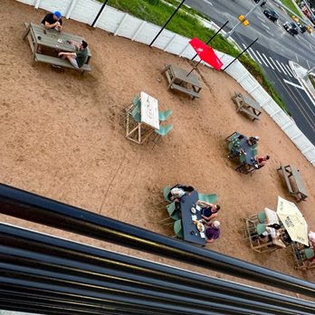 Lower 48 - Outside seating - Bars Near Me - Austin, Texas