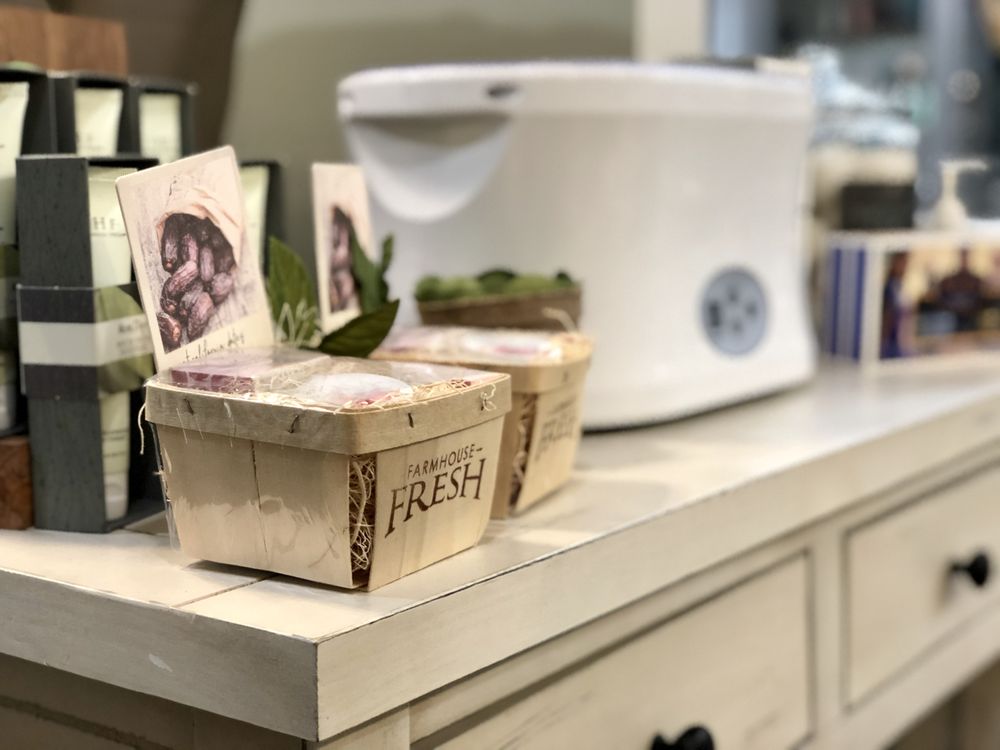 BLISS SALON AND SPA 20 Photos Cosmetics & Beauty Supply 522 W