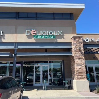 Delicieux Juice Bar - Store front from parking lot - Juice Bars & Smoothies Near Me - Gilbert, Arizona Delicieux Juice Bar - Store front from parking lot - Juice Bars & Smoothies Near Me - Gilbert, Arizona