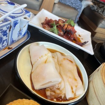 Han Palace - Shrimp C1. Steamed Shrimp Rice Crepes: the crepe skin is not supposed to be this thick - Dim Sum Near Me - McLean, Virginia Han Palace - Shrimp C1. Steamed Shrimp Rice Crepes: the crepe skin is not supposed to be this thick - Dim Sum Near Me - McLean, Virginia