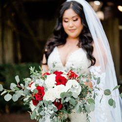 Alexandria's Flowers - Wedding bouquets