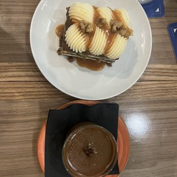Spurrier's Gridiron Grille - Carrot cake and espresso dessert - American Near Me - Gainesville, Florida Spurrier's Gridiron Grille - Carrot cake and espresso dessert - American Near Me - Gainesville, Florida