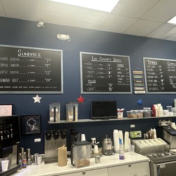 Razzleberry’s - Ice Cream & Frozen Yogurt Near Me - Fort Lauderdale, Florida Razzleberry’s - Ice Cream & Frozen Yogurt Near Me - Fort Lauderdale, Florida