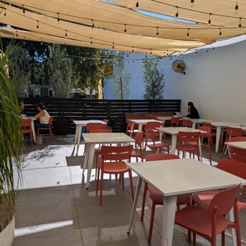 Loose Cannon Cafe - Large covered patio - Coffee & Tea Near Me - Glendale, California Loose Cannon Cafe - Large covered patio - Coffee & Tea Near Me - Glendale, California