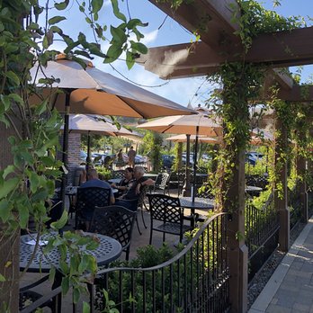 Robert Renzoni Vineyards - Wineries Near Me - Temecula, California