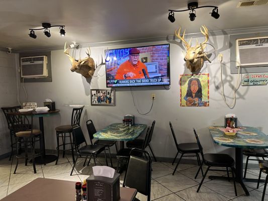 Elwood's Shack by null