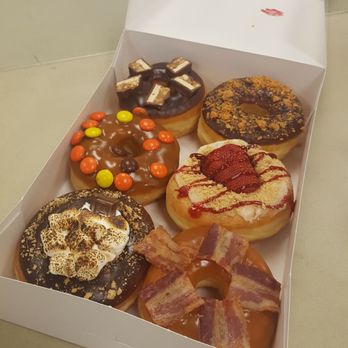 Donut Guys - The S'mores donut was my favorite. - Donuts Near Me - Houston, Texas