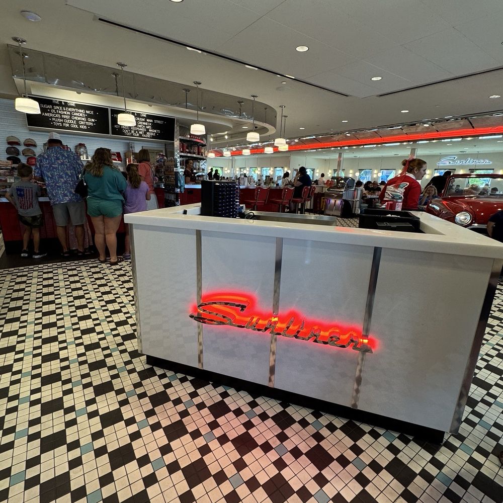 Sunliner Diner - Diners Near Me - Orange Beach, Alabama Sunliner Diner - Diners Near Me - Orange Beach, Alabama