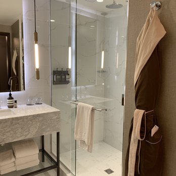 the DOUGLAS, Autograph Collection - Bath - Hotels Near Me - Vancouver, British Columbia the DOUGLAS, Autograph Collection - Bath - Hotels Near Me - Vancouver, British Columbia