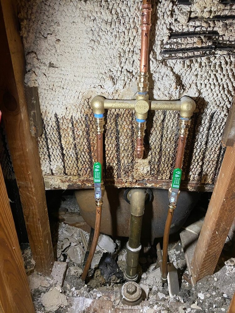 LIBERATOR SERVICE COMPANY Updated September 2024 4 Apple Dr