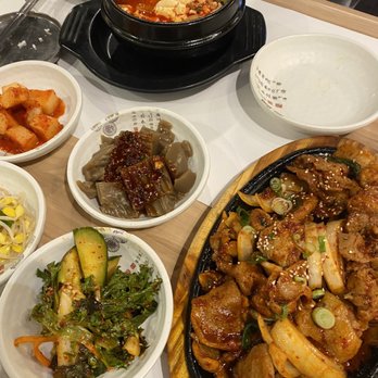 Ssyal - Spicy Pork Bulgogi, Soon Tofu Stew - Korean Near Me - Chicago, Illinois