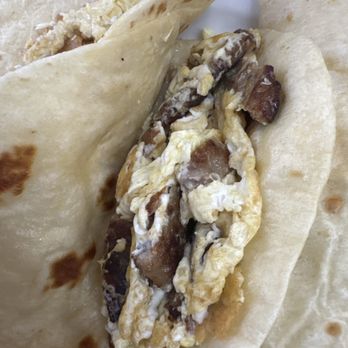 Oblate Cafe - Sausage patty and egg - Mexican Near Me - San Antonio, Texas