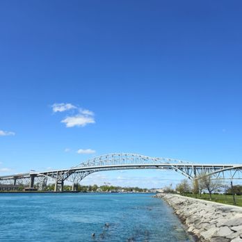Blue Water Bridge Canada - Landmarks & Historical Buildings Near Me - Point Edward, Ontario
