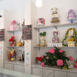 Dessert First - Custom cakes