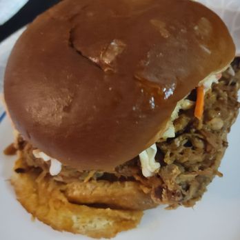 ClusterTruck - Pulled pork bbq sandwich - Food Delivery Services Near Me - Columbus, Ohio