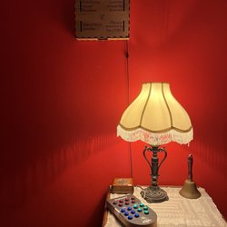 My Greatest Escape - Sneak peek at the inside of the whodunit room with permission from the business.