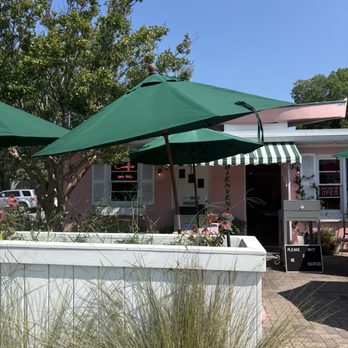 The Pink Dinghy - Outside patio area - Breakfast & Brunch Near Me - Virginia Beach, Virginia The Pink Dinghy - Outside patio area - Breakfast & Brunch Near Me - Virginia Beach, Virginia