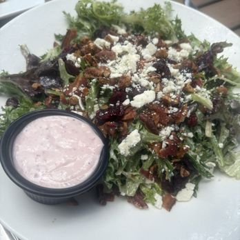 BRU Burger Bar - Keystone - Gorgonberry pecan salad - Burgers Near Me - Indianapolis, Indiana BRU Burger Bar - Keystone - Gorgonberry pecan salad - Burgers Near Me - Indianapolis, Indiana