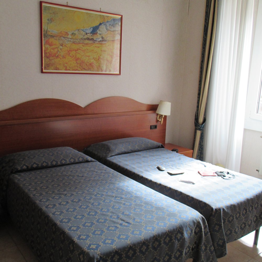 Hotel Orlanda - Hotels Near Me - Rome, RM