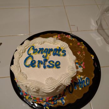 Bruner Orthodontics - Congratulatory cake when braces were taken off from Dr. Bruner - Orthodontists Near Me - Redmond, Washington