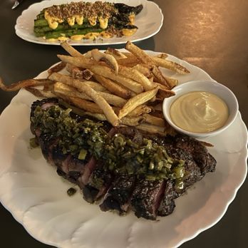 Alder - 16oz Steak Frites & Grilled Asparagus - Desserts Near Me - Toronto, Ontario