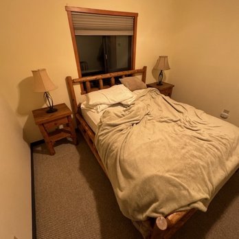 Tamarack Lodge - "Chalet" #12, unlocked with dirty sheets/ blankets, trash in the bathroom. - Hotels Near Me - Bear Valley, California Tamarack Lodge - "Chalet" #12, unlocked with dirty sheets/ blankets, trash in the bathroom. - Hotels Near Me - Bear Valley, California