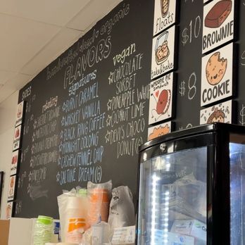 Long Beach Creamery - Ice Cream & Frozen Yogurt Near Me - Long Beach, California