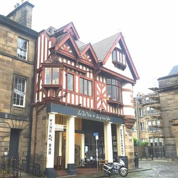 Le Di-Vin - Cute French wine bar with outdoor patio. - Wine Bars Near Me - Edinburgh, EDH Le Di-Vin - Cute French wine bar with outdoor patio. - Wine Bars Near Me - Edinburgh, EDH