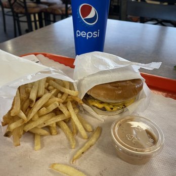 D. Lish's Hamburgers - D. Lish 's Double Sandwich - Burgers Near Me - Spokane, Washington D. Lish's Hamburgers - D. Lish 's Double Sandwich - Burgers Near Me - Spokane, Washington