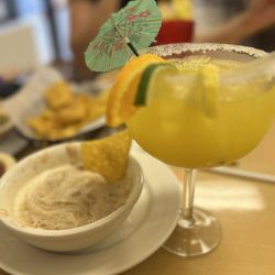 EL Timons - House margarita special!!! Yummmmm!!!!!!