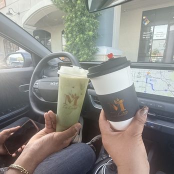 La Luna Tea and Dessert Bar - Large iced Matcha Latte 抹茶拿铁 Cappuccino- half and half, no sugar.. - Desserts Near Me - Las Vegas, Nevada