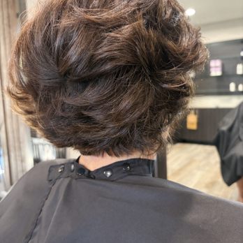 Anew Luke Salon - Textured full body all around - Hair Salons Near Me - Montrose, California Anew Luke Salon - Textured full body all around - Hair Salons Near Me - Montrose, California