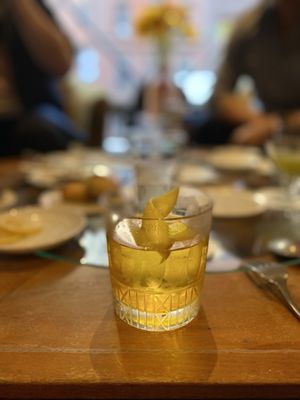 Martiny’s by null