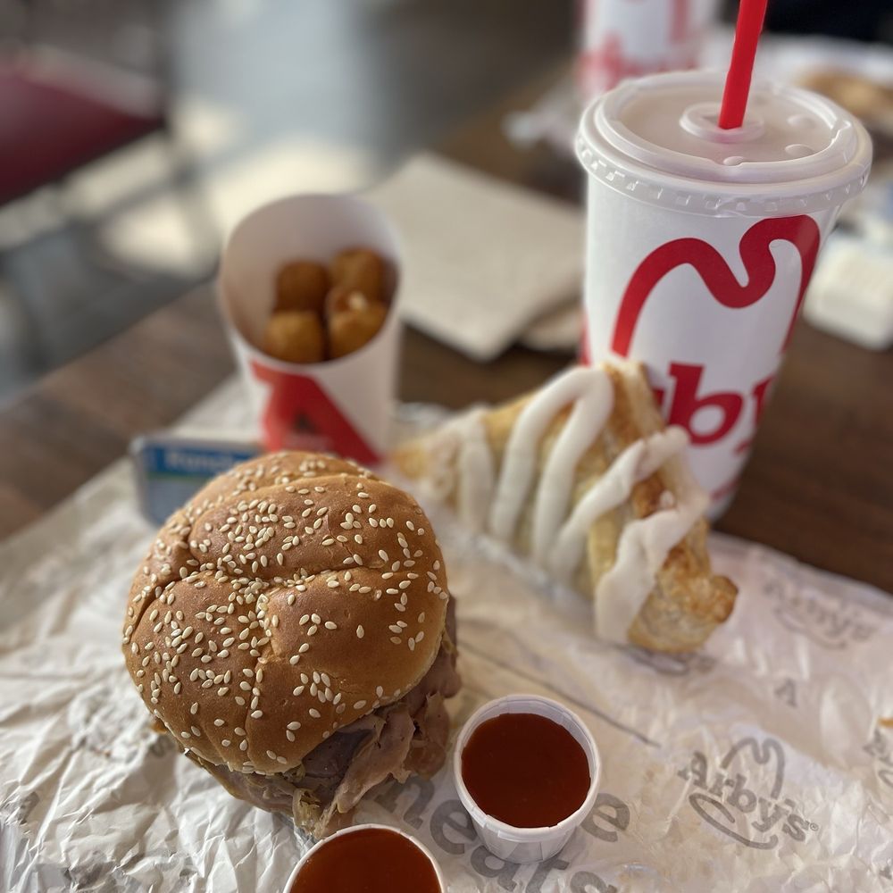 Arby's - Classic roast beef with cheese sticks - Fast Food Near Me - Van Buren, Arkansas