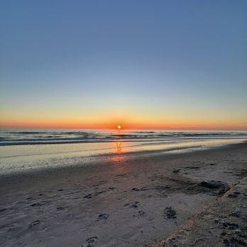 Sunset Beach - Beaches Near Me - Treasure Island, Florida