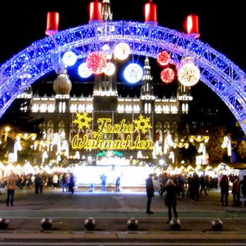 Christkindlmarkt Rathausplatz - Frohe Weihnachten - Merry Christmas everyone!! - Christmas Markets Near Me - Vienna, 9