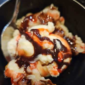 Hiroba Sushi - Tempura banana with vanilla ice cream - Sushi Bars Near Me - Sparks, Nevada