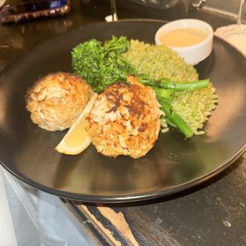 South - Maryland Lump Crab Cakes TG - Southern Near Me - Philadelphia, Pennsylvania