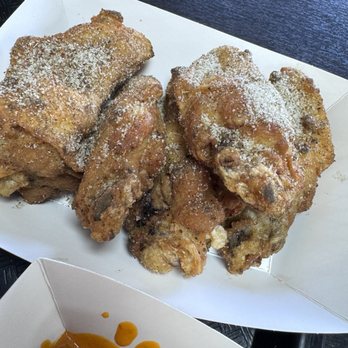Shlap Muan Chicken Wings - Cambodian Dirt If lemon pepper flavoris your jam, this is a great choice. - Chicken Wings Near Me - Long Beach, California Shlap Muan Chicken Wings - Cambodian Dirt If lemon pepper flavoris your jam, this is a great choice. - Chicken Wings Near Me - Long Beach, California
