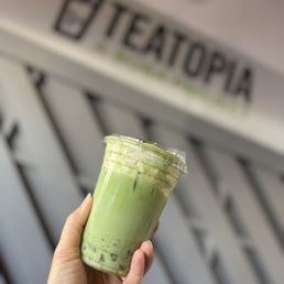 Banana Cream Matcha Latte