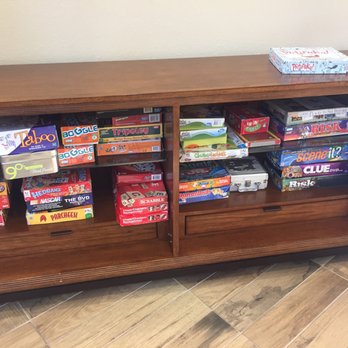 Crown Club Inn - Board games in recreation center. - Hotels Near Me - Clermont, Florida