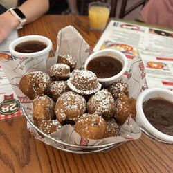 Applewood Farmhouse Restaurant