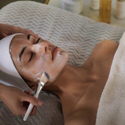 Rozy Threading Studio