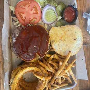 The Ridge at the Hill - Brisket burger - American Near Me - San Antonio, Texas The Ridge at the Hill - Brisket burger - American Near Me - San Antonio, Texas