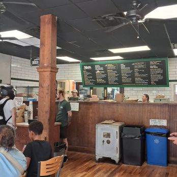 Gioia's Deli - Interior - Delis Near Me - Saint Louis, Missouri