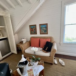 Simonton Court Historic Inn & Cottages - Sitting area MA5