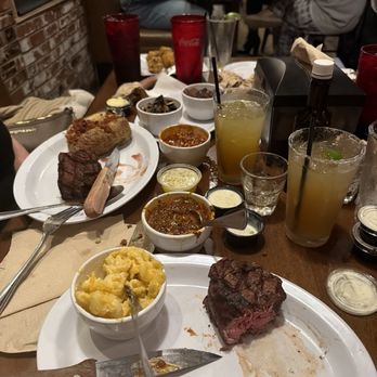 Rusty Bull Roadhouse - Filet mignon with Mac and cheese and Chili. - Steakhouses Near Me - Apple Valley, California Rusty Bull Roadhouse - Filet mignon with Mac and cheese and Chili. - Steakhouses Near Me - Apple Valley, California