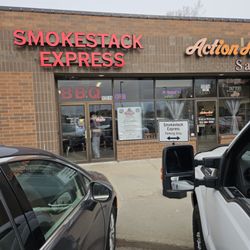 Smokestack Express - Smokestack Express is located in a non-descript shopping mall.